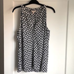 Banana Republic Sleeveless blouse